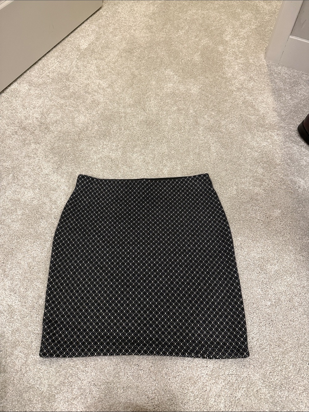 Black Diamond Knit Pencil Skirt